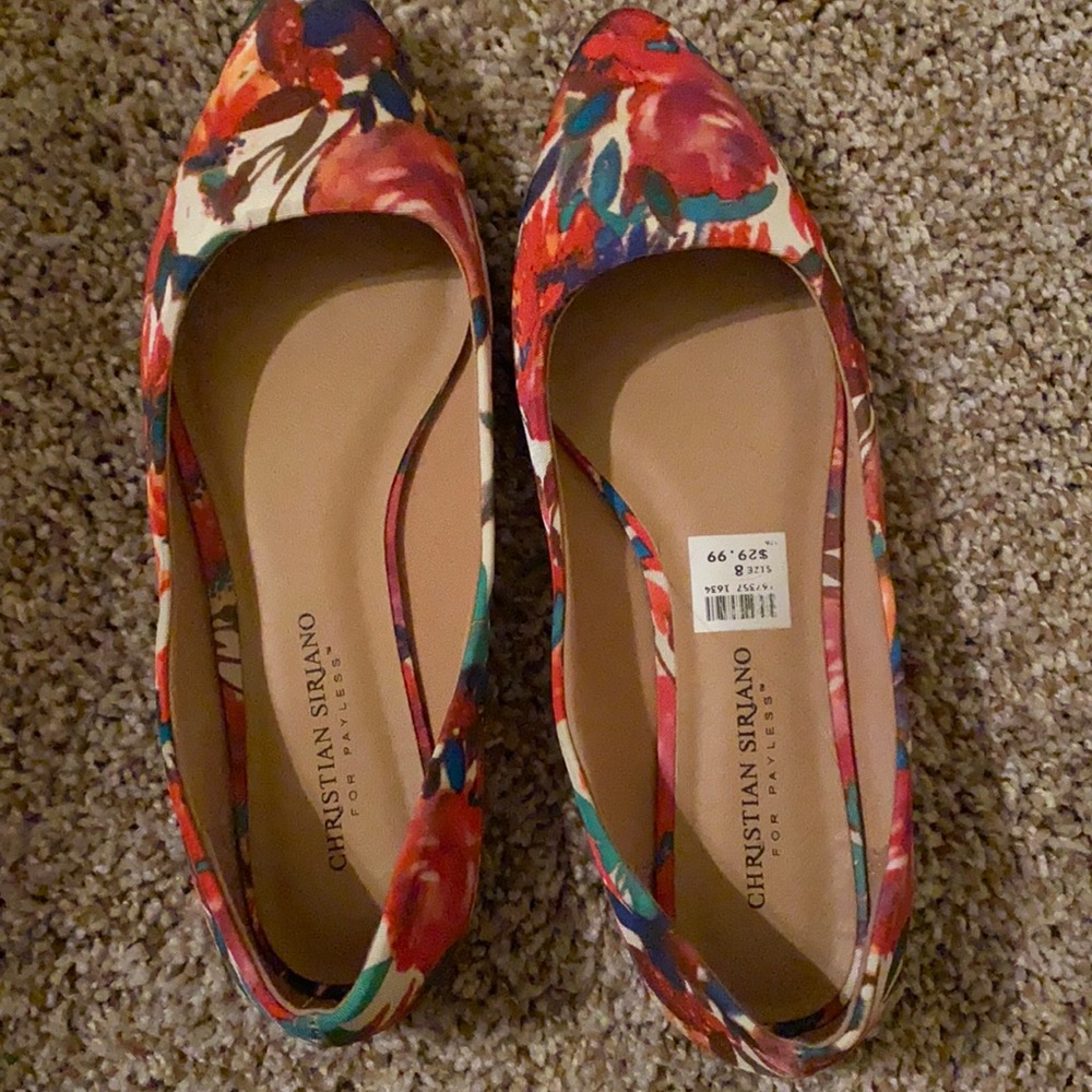 Floral summer flats, made for a wide foot